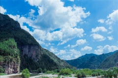 附近青山