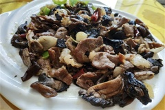 蘑菇炒肉