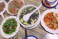 一桌美食