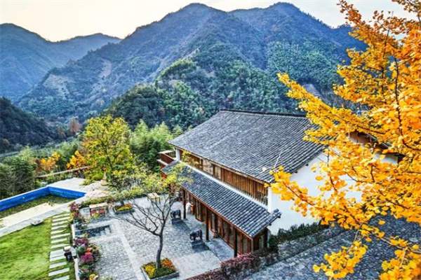 秋色如画,一山九舍的静谧之旅 村落