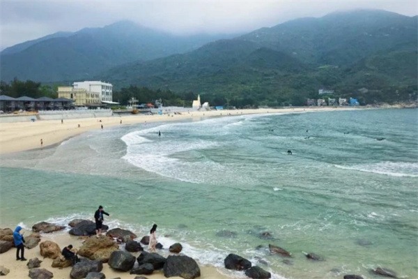 探秘深圳东冲:古城寻踪与海岸狂欢之旅 碧海
