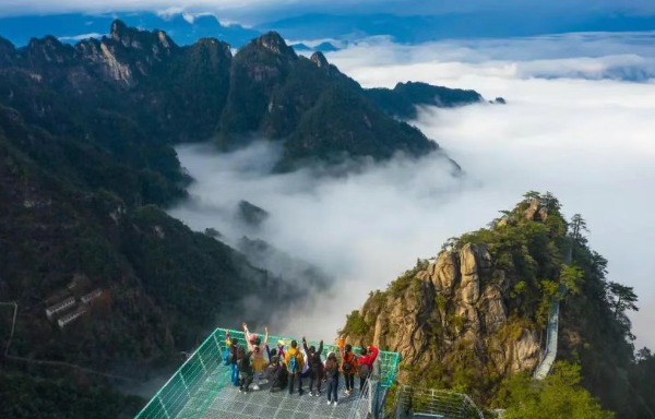 大明山:悬崖乐园的心跳指数 大明山悬崖乐园