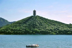 湖光塔