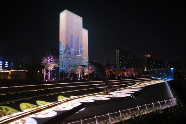三龙湾夜游,感受佛山水韵与灯光之美 三龙湾景色