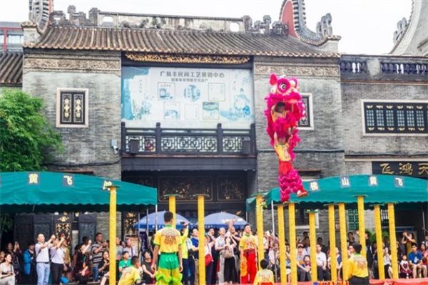 探访佛山祖庙:武术、文化与艺术的完美融合 舞狮