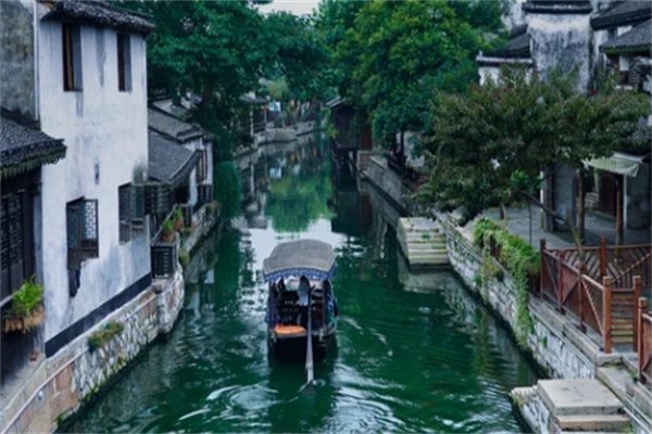 古韵南浔:品味江南水乡的历史与风情 摇橹船