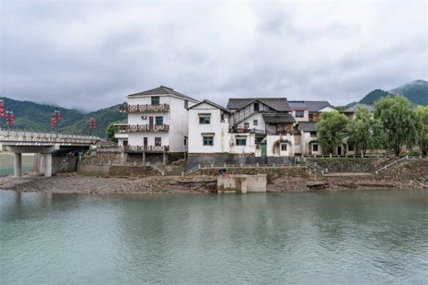 江南雨韵,柳溪江畔的诗意之旅 柳溪江