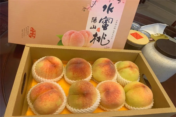 阳山水蜜桃 阳山水蜜桃