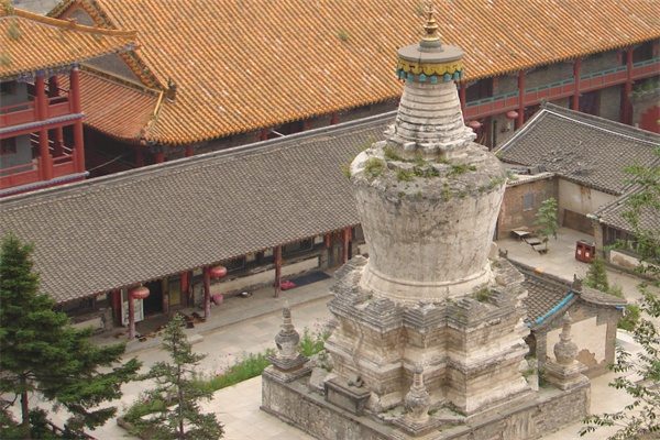 舍利塔