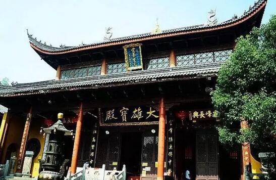 安吉灵峰山,来一场禅意 大雄宝殿