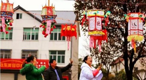 元宵之夜,杭垓万人空巷 猜灯谜