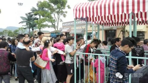 深溪大石浪免费日 排队游玩